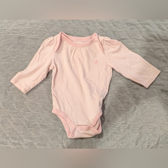 Pink Baby Outfit Set with Minnie Mouse Design - Picture 2 of 4